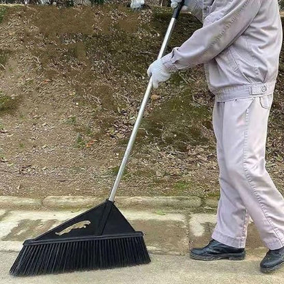 Balai triangulaire à poils souples pour sols carrelage parquet et terrasse